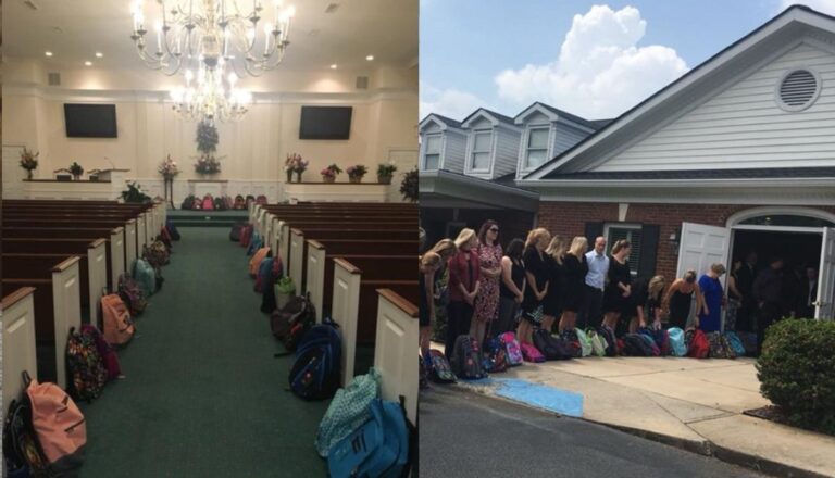 les participants aux funérailles de l'enseignant réalisent son dernier souhait