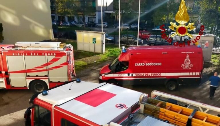 cette fois dans un lycée de Milan
