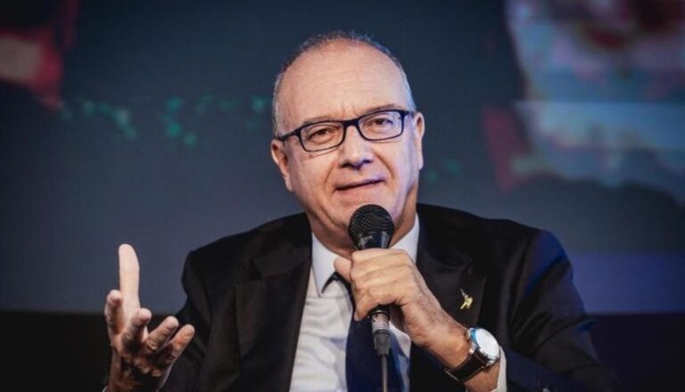 La ministre Valditara signe les nouvelles indications pour les programmes scolaires 2026