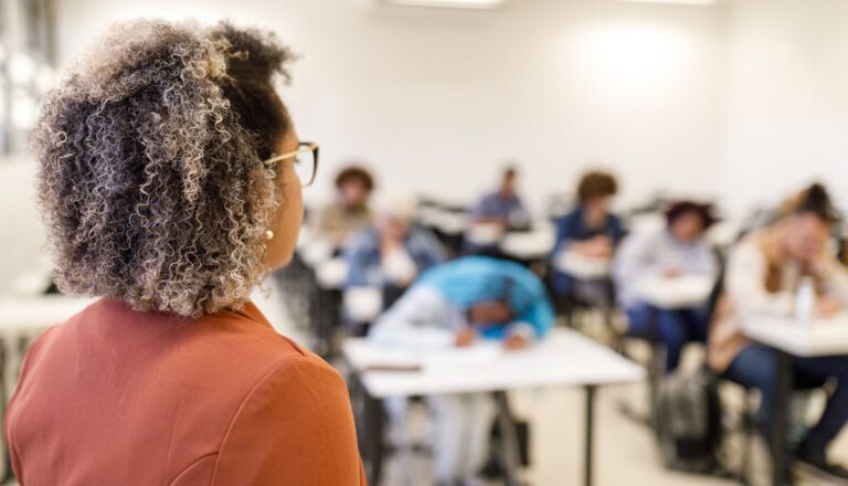 le bonus n'arrive pas et la pétition est née