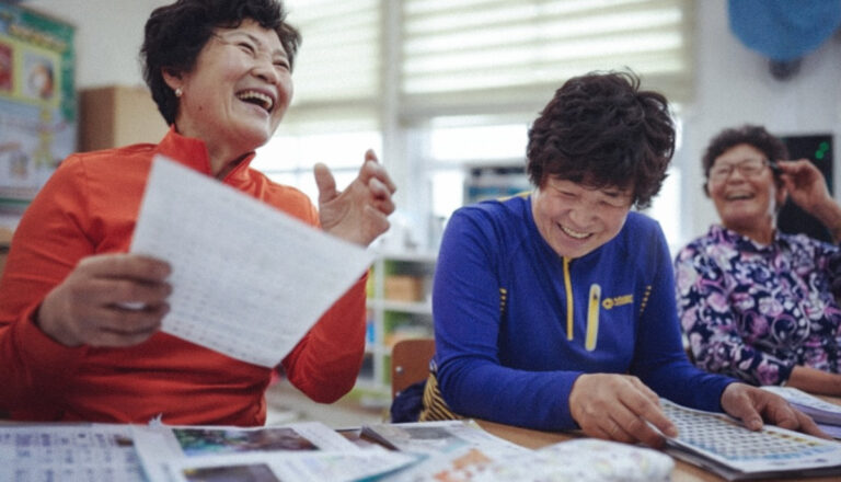 les grand-mères retournent à l'école