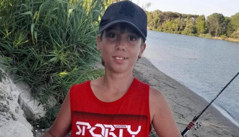 Rapport du ministère et suspensions scolaires