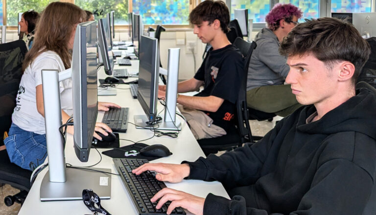 De nouveaux espaces à Rome pour « 42 », l'école sans professeurs et sans cours pour les passionnés d'IA et de numérique