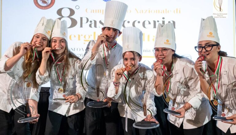 Championnats de Pâtisserie 2026, les étudiants de Vergani-Navarra de Ferrare gagnent