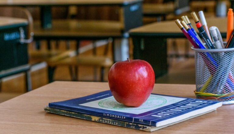 Examens de réparation 2026 : les dates pour récupérer les dettes scolaires
