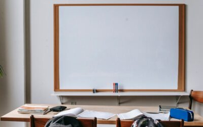 Ginostra, l'école rouvre après 20 ans : Aysha est la seule élève