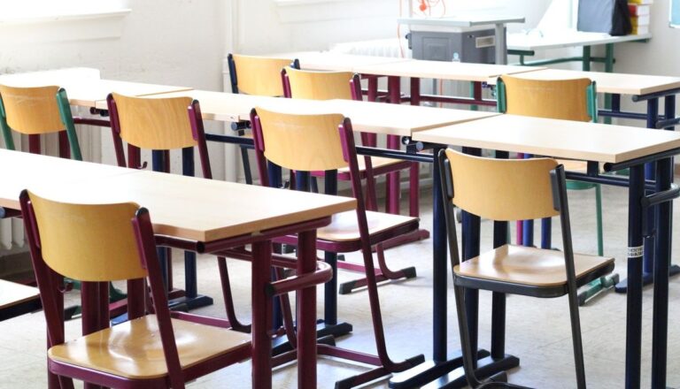Étudiant rejeté injustement : le TAR condamne l'école à payer 4 mille euros de dédommagement