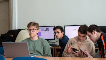 L'intelligence artificielle, 94% des étudiants l'utilisent et se confient aux chatbots