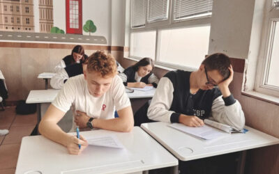 Devoirs du soir sur le registre et les chèques, Valditara annonce une nouvelle circulaire