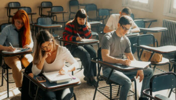 Trop chaud à l'école : peut-on refuser de prendre des cours ?