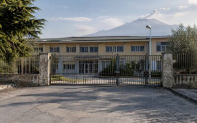 Aéroport de Catane fermé à cause des cendres de l'Etna : les écoles resteront-elles ouvertes ?