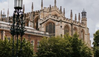 Prince George à Eton, premier jour et cours dans l'école la plus exclusive