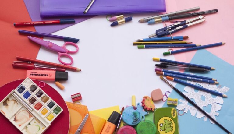 140 euros pour du matériel artistique au collège : le rapport de la mère
